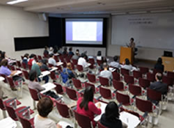 実践女子大学